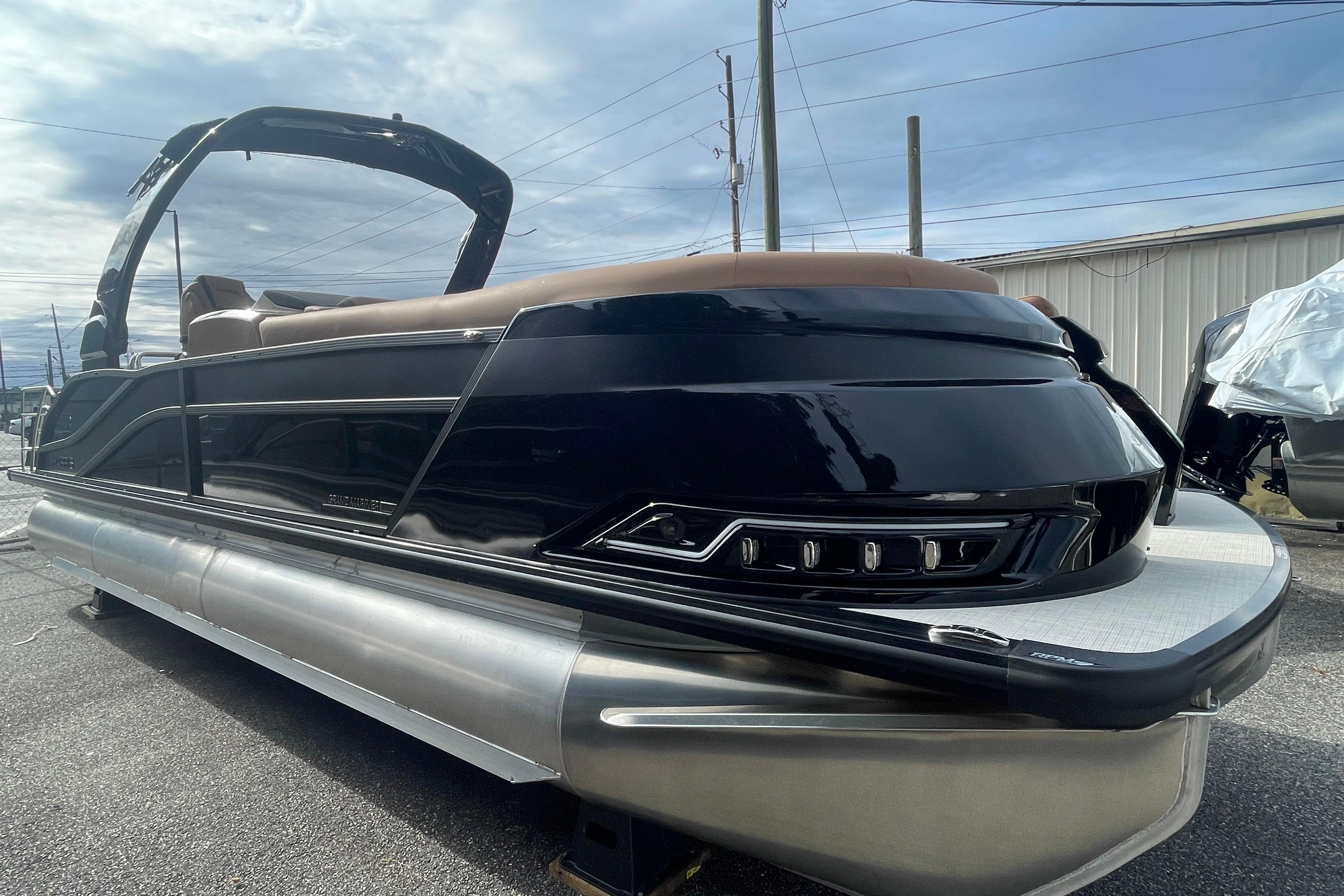 2026 harris grand mariner 250 power 9974270 20251009122011999 1